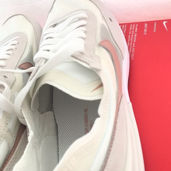 NWT Nike Women’s Waffle One Shoes Size: 11 - Picture 6 of 13